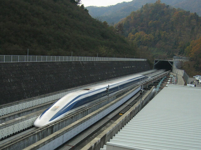 Maglev-MLX01-2