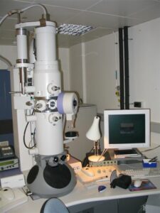 elektronski-mikroskop